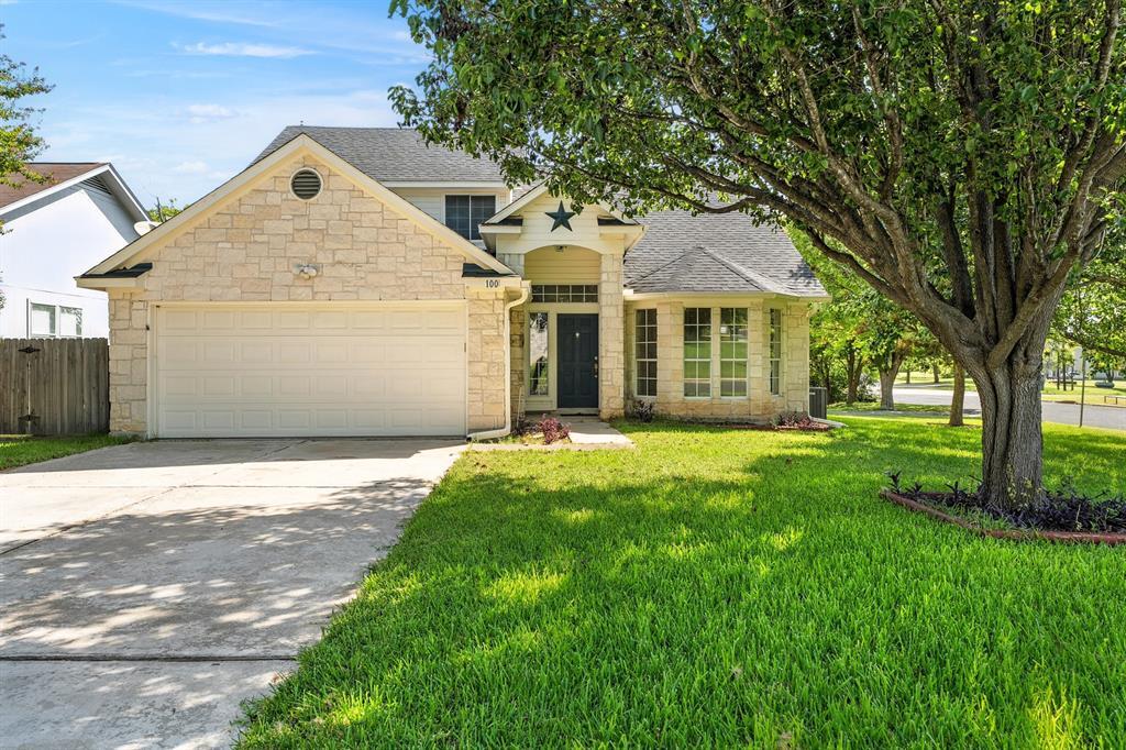 100 Barberry Dr in Georgetown, TX - Building Photo