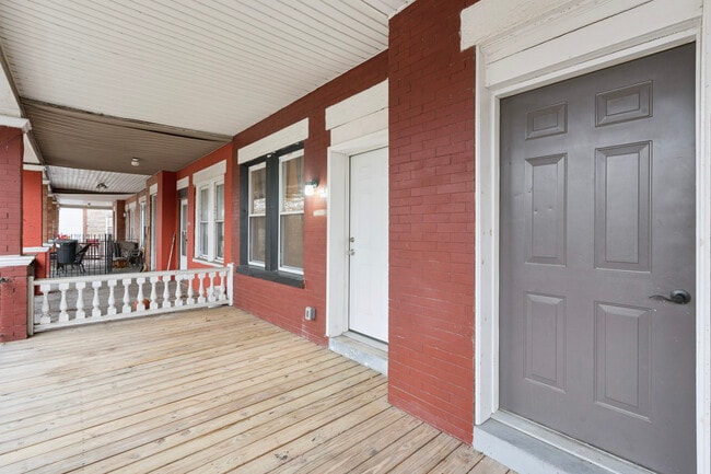 6020 Catharine St, Unit B