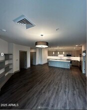 7111 E Tierra Buena Ln, Unit B7 in Scottsdale, AZ - Building Photo - Building Photo