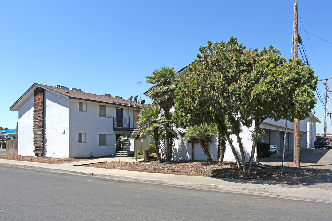 Fairway Apartments in Exeter, CA - Building Photo