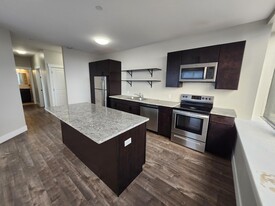 61 Union St in Saint John, NB - Building Photo