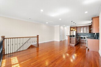 2415 W Palmer St in Chicago, IL - Building Photo - Building Photo