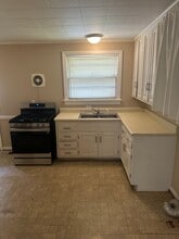 2342 Leah Rd in Richmond, VA - Building Photo - Building Photo