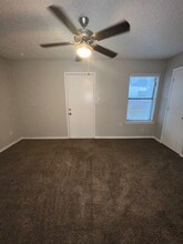 302 Kings Way Dr-Unit -C in Mansfield, TX - Building Photo - Building Photo