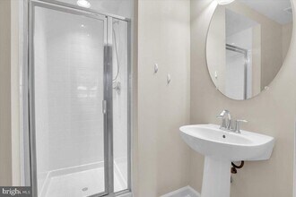 3607 Doc Berlin Dr in Silver Spring, MD - Building Photo - Building Photo