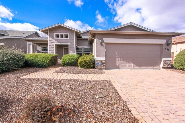 property at 650 N Robles St