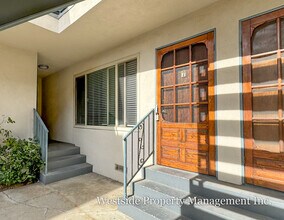 45 Rose Ave in Venice, CA - Building Photo - Building Photo
