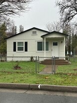 2833 Martha St, Unit 2833 Martha St in Anderson, CA - Building Photo