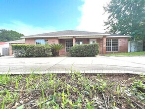 717 Legion Dr in Destin, FL - Building Photo - Building Photo
