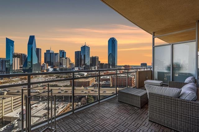 2200 Victory Ave in Dallas, TX - Building Photo - Building Photo
