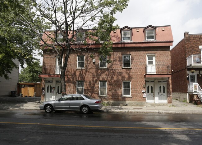 1685-1693 de l'Église in Montréal, QC - Building Photo - Building Photo