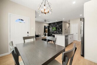 4661 Clover St in Houston, TX - Building Photo - Building Photo