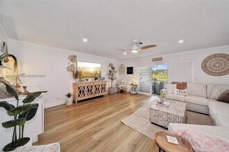 3425 Deer Creek Palladian Cir in Deerfield Beach, FL - Building Photo - Building Photo