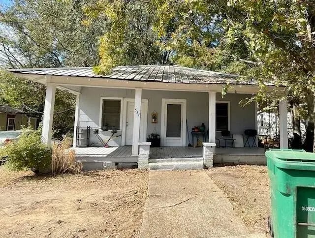 property at 537 Perry Ave