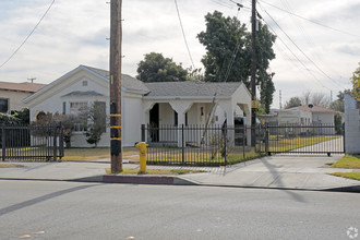 4936 Live Oak St in Cudahy, CA - Building Photo - Building Photo