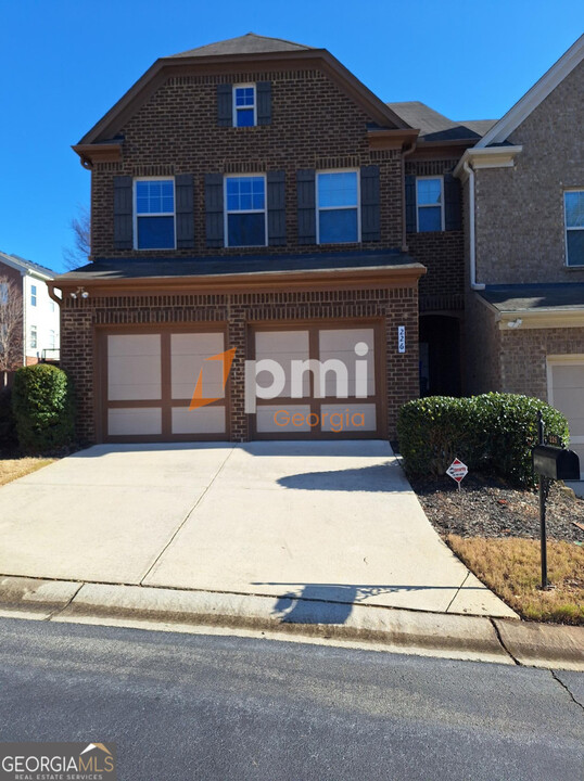 226 Ashley Ln in Smyrna, GA - Building Photo