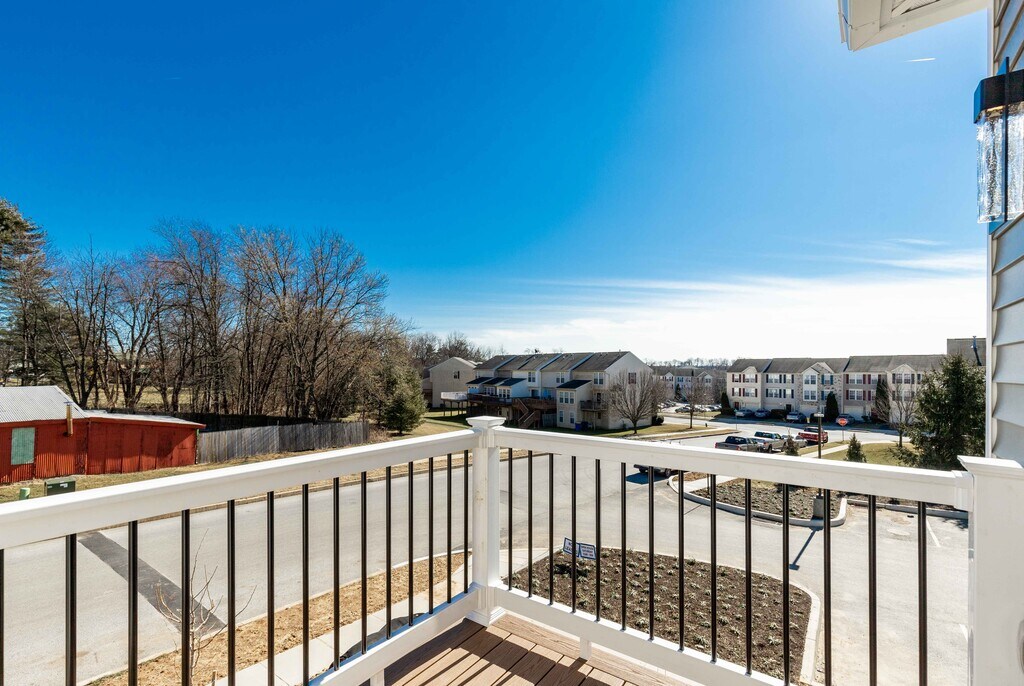 Sadsbury Square Sadsburyville, PA Apartments