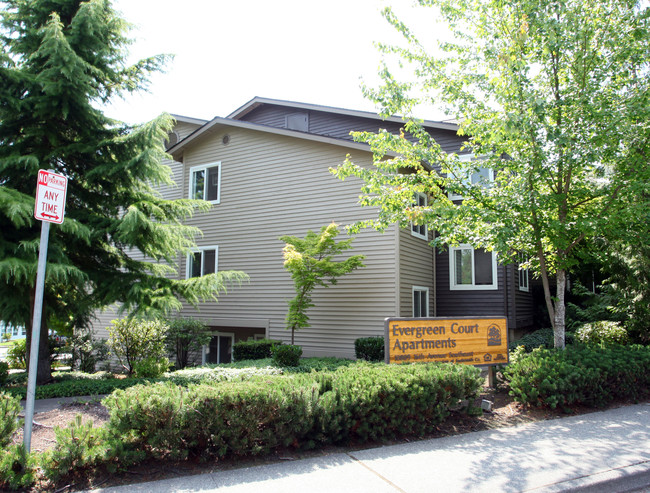 Evergreen Cottages in Everett, WA - Building Photo - Building Photo