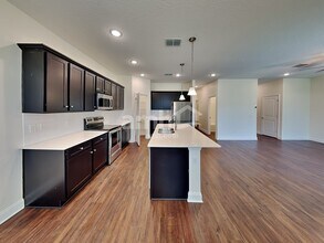 6201 Little Blf Cir in Mascotte, FL - Building Photo - Building Photo