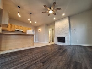 1632 London Rd in Duluth, MN - Building Photo - Building Photo