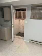 910 Rockland Ave in Staten Island, NY - Foto de edificio - Building Photo