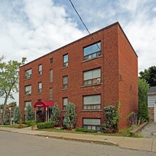 Tina's Place in Hamilton, ON - Building Photo - Primary Photo