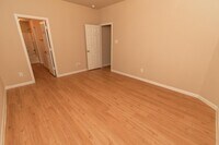 2402 Gibbs Bend Ct photo'