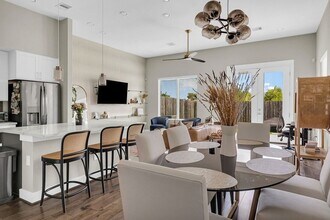 806 Thornton Rd in Houston, TX - Building Photo - Building Photo