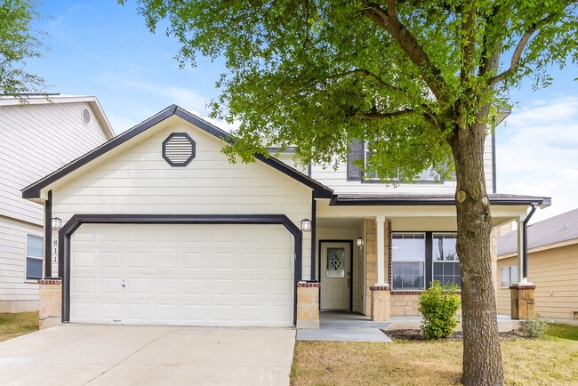 property at 811 Rodeo Ranch