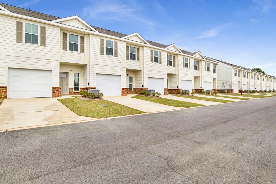 Cottages at Craft Farms in Gulf Shores, AL - Building Photo