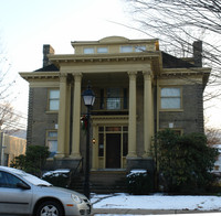 519 W 4th St in Williamsport, PA - Foto de edificio - Building Photo