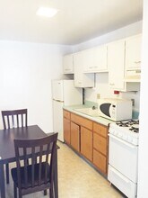 1105ORE in Urbana, IL - Building Photo - Interior Photo