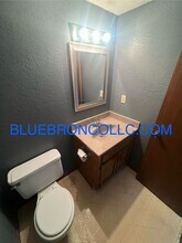 508-514 NE Churchill St in Lee's Summit, MO - Building Photo - Building Photo