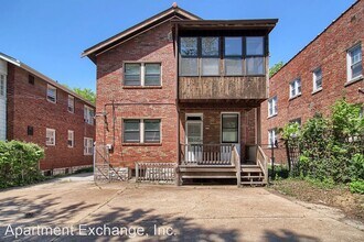 7230 Forsyth Blvd in St. Louis, MO - Building Photo - Building Photo