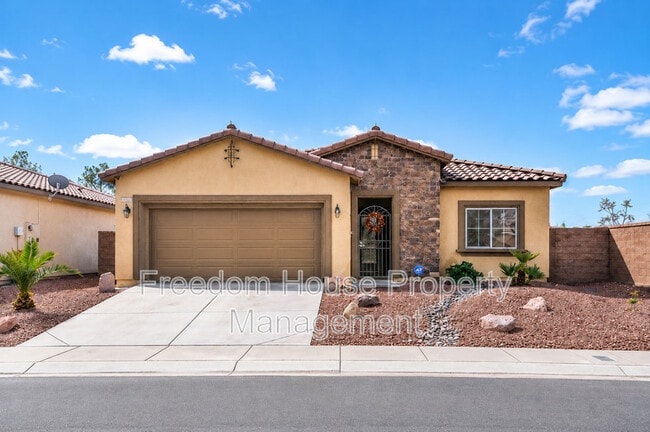 property at 5465 Finestra St