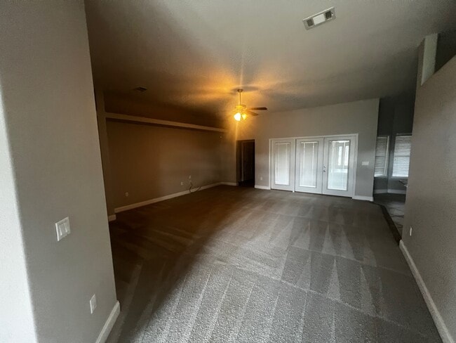 9722 Misty Meadow Ln in Navarre, FL - Building Photo - Building Photo