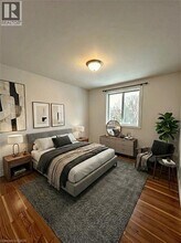 28 Victoria Ave N in Hamilton, ON - Building Photo - Building Photo