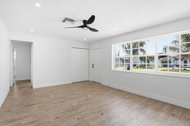 2312 Redwood Rd in West Palm Beach, FL - Building Photo - Building Photo