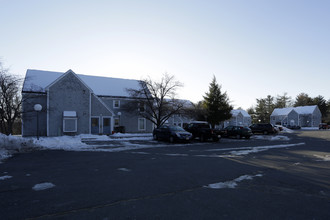 Meadow Creek Apartments in Sanford, ME - Building Photo - Other