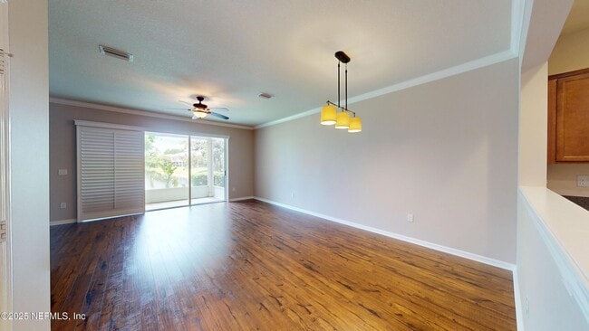 6937 Woody Vine Dr in Jacksonville, FL - Building Photo - Building Photo