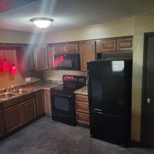 450 Laurel St in Waukee, IA - Building Photo - Building Photo