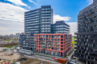 Express Condos in Toronto, ON - Building Photo - Building Photo