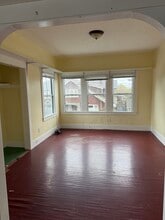 470 62nd St, Unit Unit B in Oakland, CA - Building Photo - Building Photo