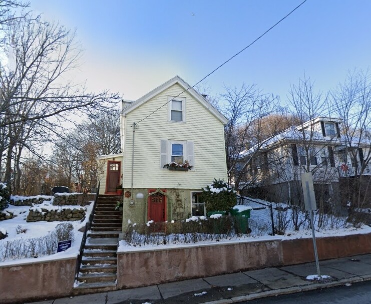 232 Fulton St, Unit T in Medford, MA - Foto de edificio