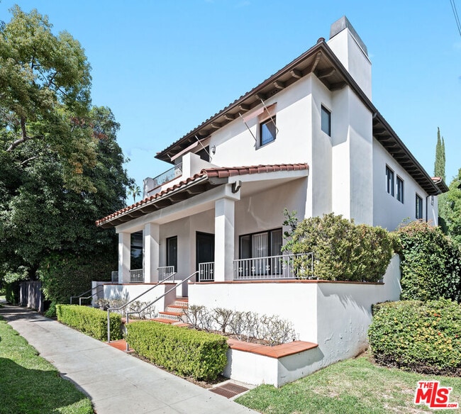 property at 108 S El Molino Ave