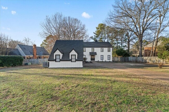 1361 Poplar Ridge Dr in Memphis, TN - Building Photo - Building Photo