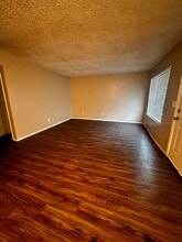 909 Pacheco Rd in Bakersfield, CA - Building Photo - Building Photo