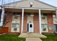 690 Marilyn Ave, Unit 202