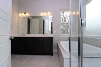 4932 Hidden Grove Dr in Fort Worth, TX - Building Photo - Building Photo