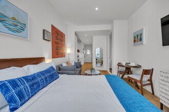 160 Water St in New York, NY - Building Photo - Building Photo